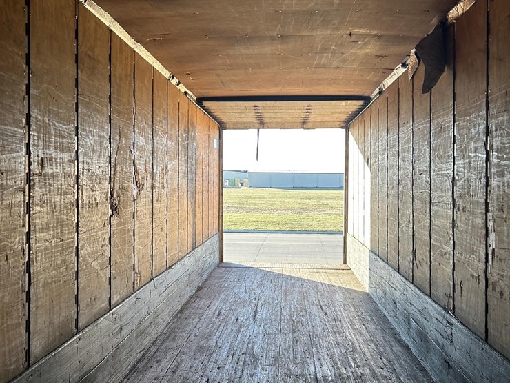 2008-strick-40-ft-image-35