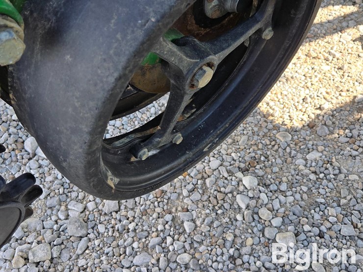 2019-john-deere-1775nt-image-16