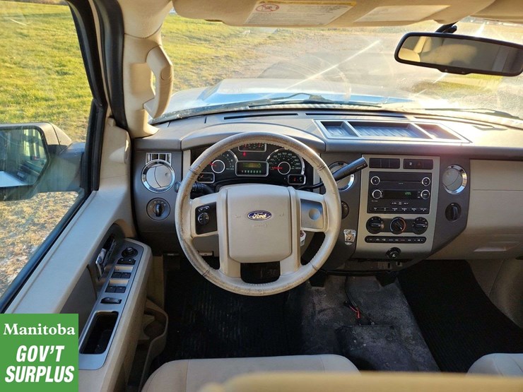2014-ford-expedition-image-11