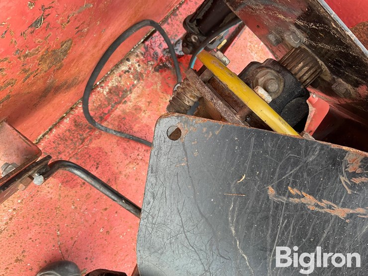 2011-bush-hog-2715-image-17