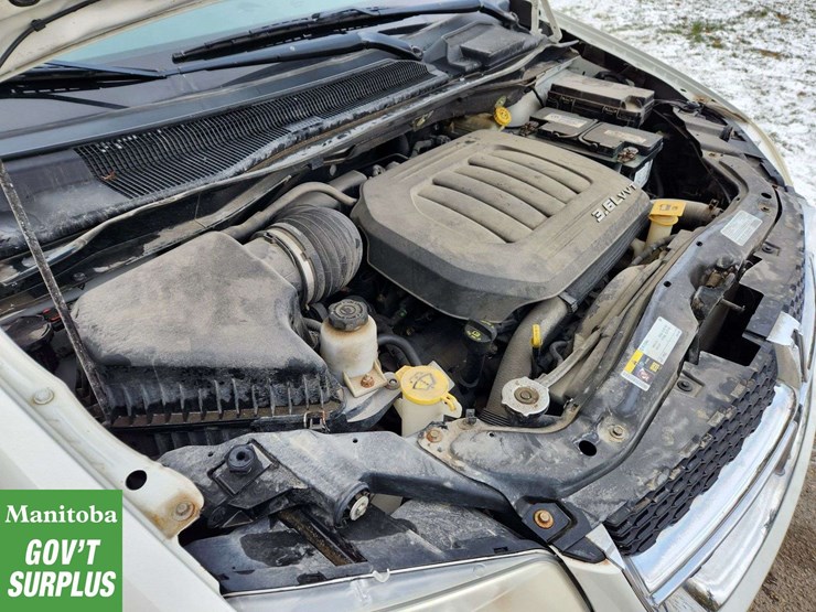 2013-dodge-grand-caravan-se-image-16