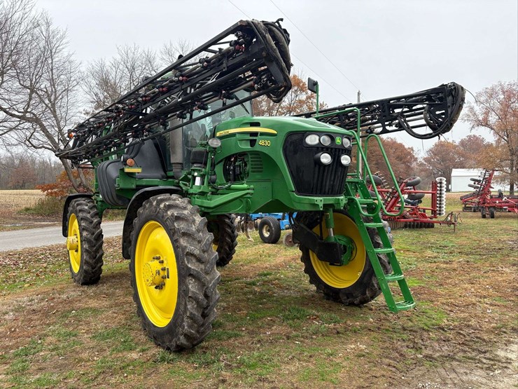 john-deere-4830-image-87