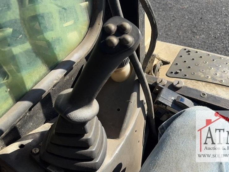 2011-terex-pt100gf-image-22