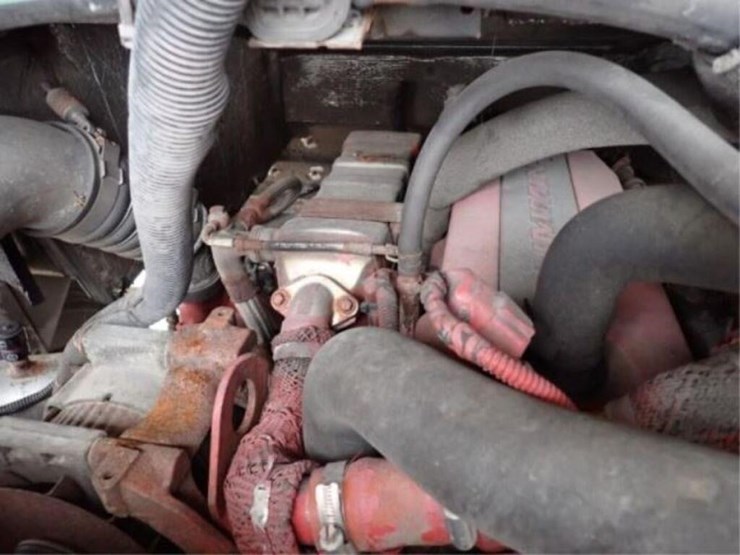 2015-freightliner-mt55-image-56