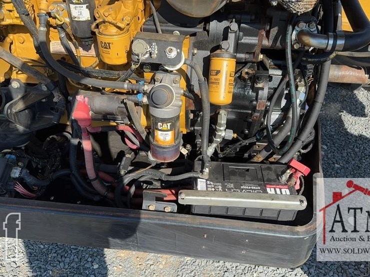 caterpillar-tl642c-image-22