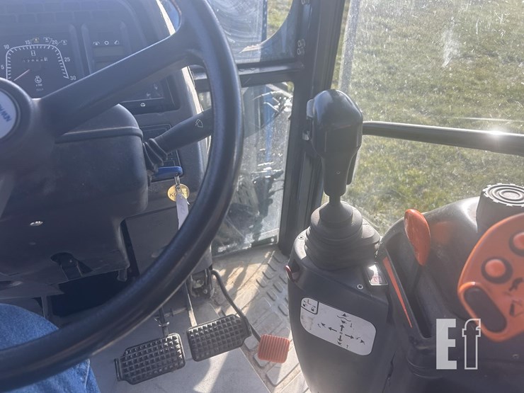 2003-new-holland-tm120-image-17