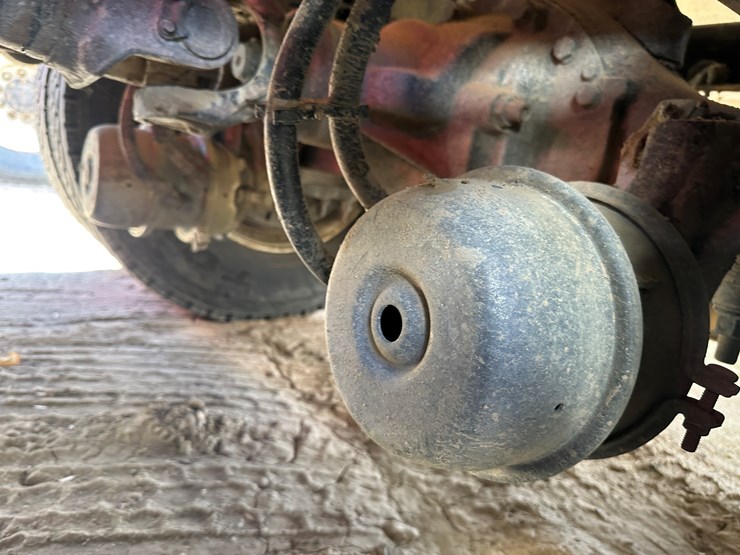 #33708-•-2014-mack-cxu-t/a-daycab-truck-tractor-1m1aw02y3em038036-image-23