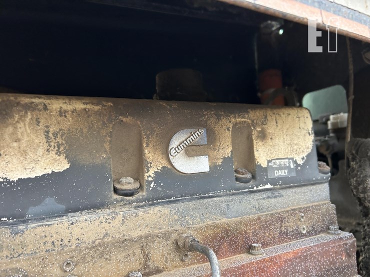 1985-versatile-856-image-7