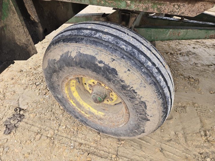 john-deere-122-image-6