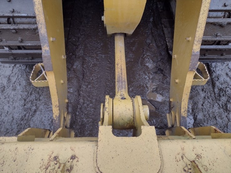 2003-caterpillar-963c-image-15