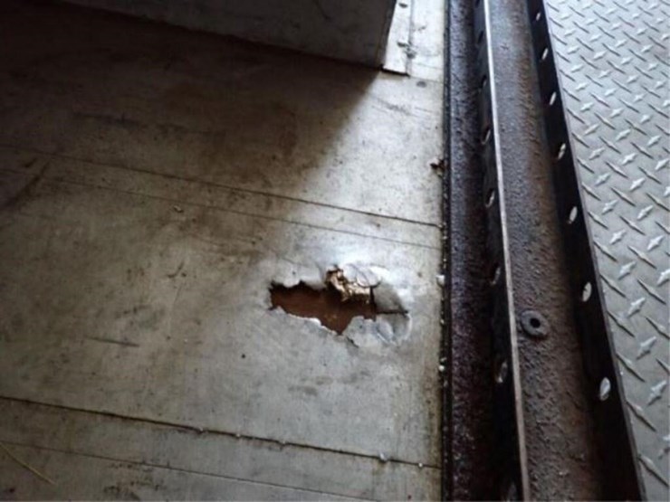 2015-freightliner-mt55-image-40