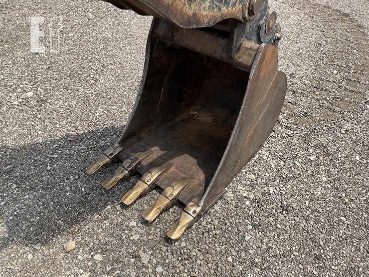 2019-kubota-kx080-4-image-10