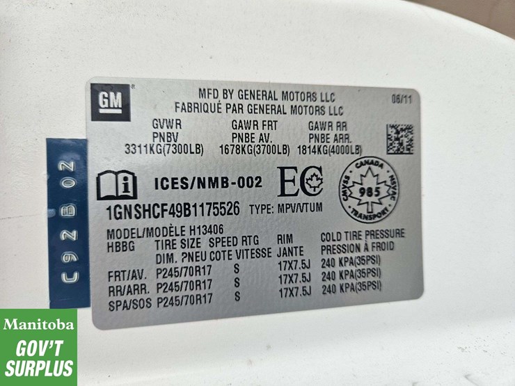 2011-chevrolet-express-1500-image-22