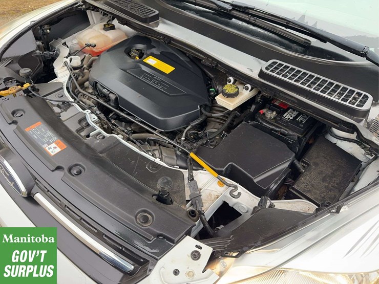 2016-ford-escape-image-32