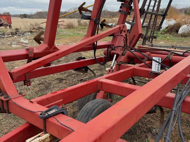 case-ih-4300-image-15