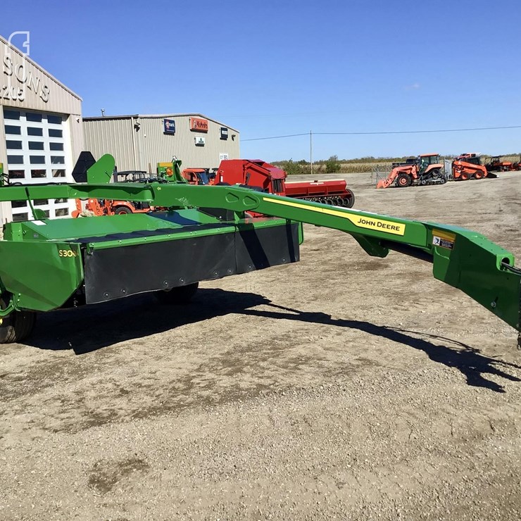 2023 JOHN DEERE S300