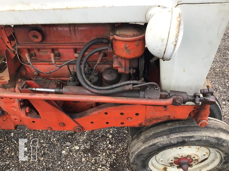 1956-ford-960-image-14