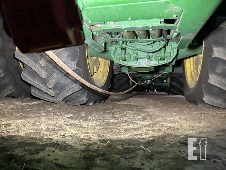 2022-john-deere-9r-590-image-12