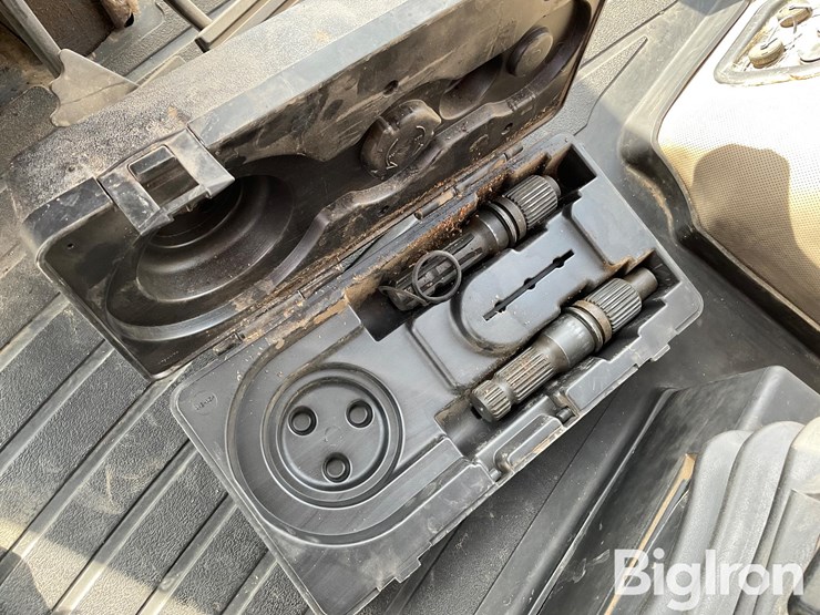 2012-case-ih-magnum-290-image-16