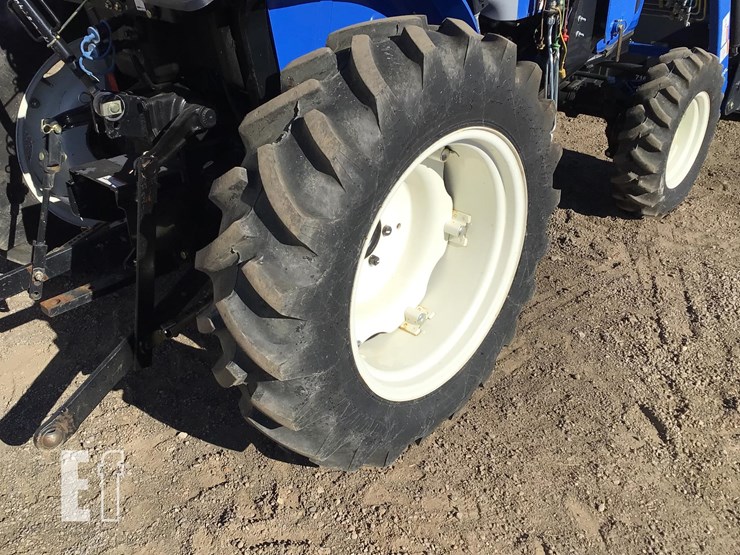 2017-new-holland-workmaster-40-image-22