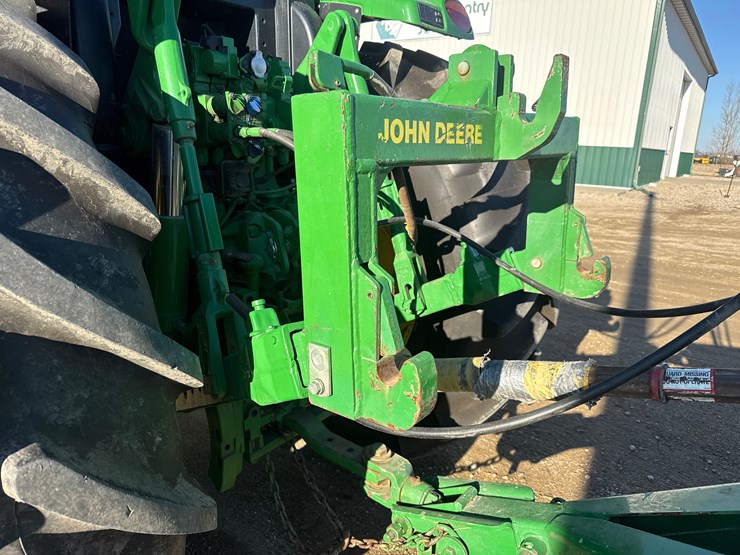 2013-john-deere-6150r-image-51