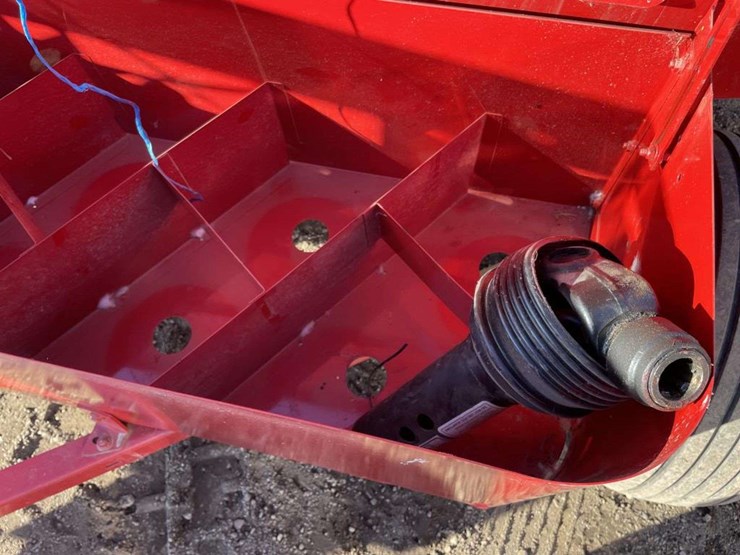 2022-new-holland-bc5070-square-baler-image-9