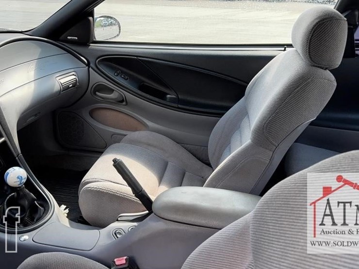 1994-ford-mustang-gt-image-11