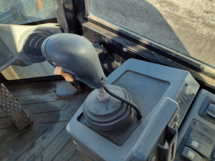 caterpillar-924g-image-9