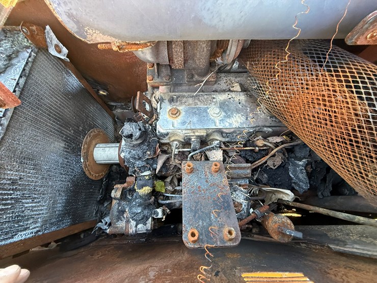 caterpillar-420d-image-102