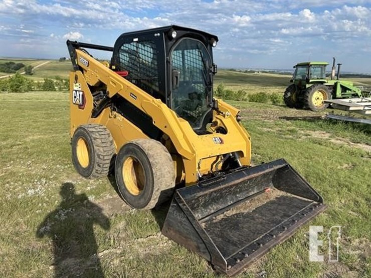 2019-caterpillar-262d3-image-3