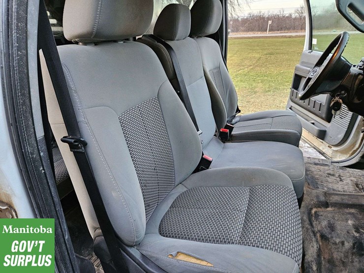 2012-ford-f350-image-28