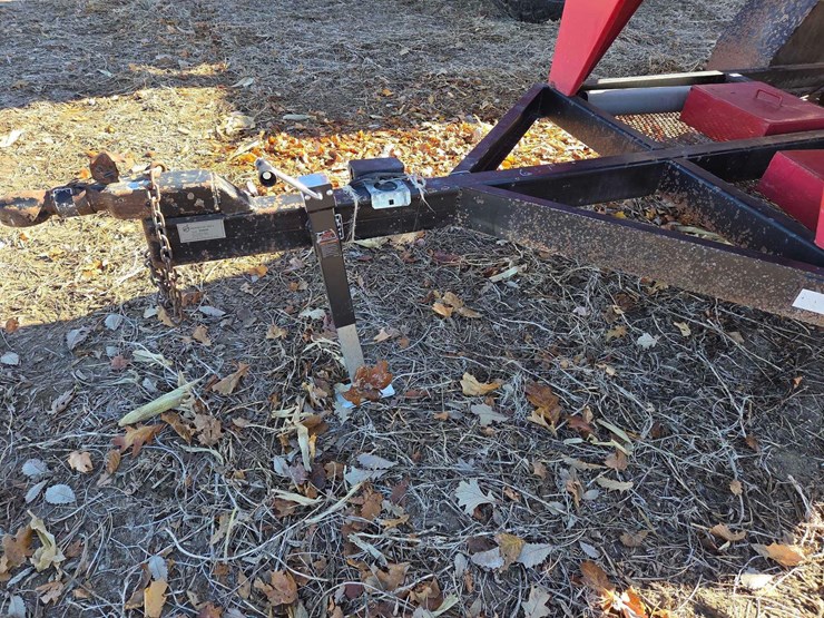 friesen-seed-titan-seed-tender-image-32