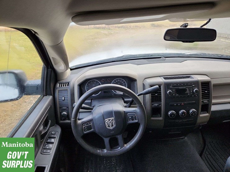 2012-dodge-1500-image-13