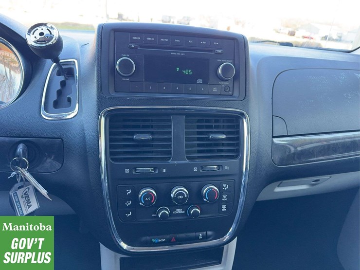 2011-dodge-grand-caravan-se-image-20