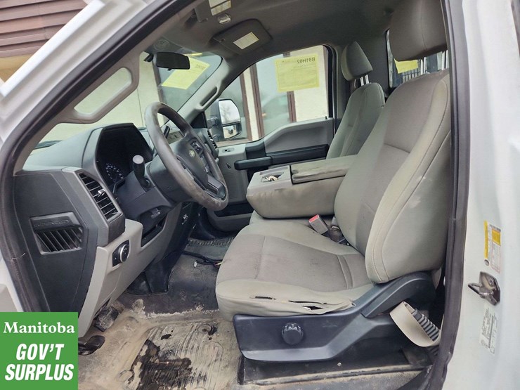 2017-ford-f250-image-12