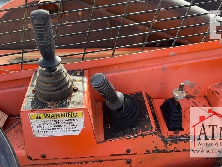 lull-644e-42-image-23