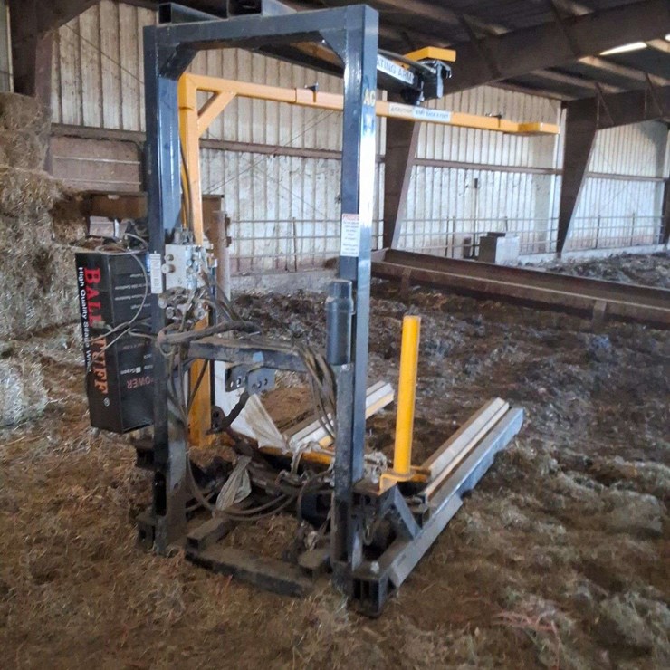 3pt Ag Wrapper, individual bale, hyd drive with electric control, single wrap strand.
