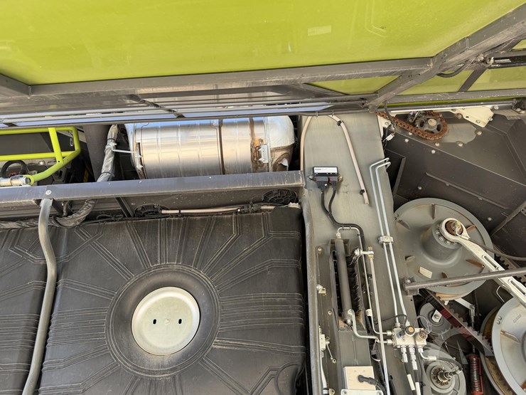 2022-claas-lexion-7500-image-53