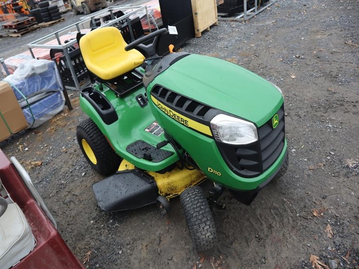 john-deere-d110-image-2