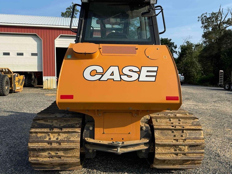 2021-case-850m-image-3