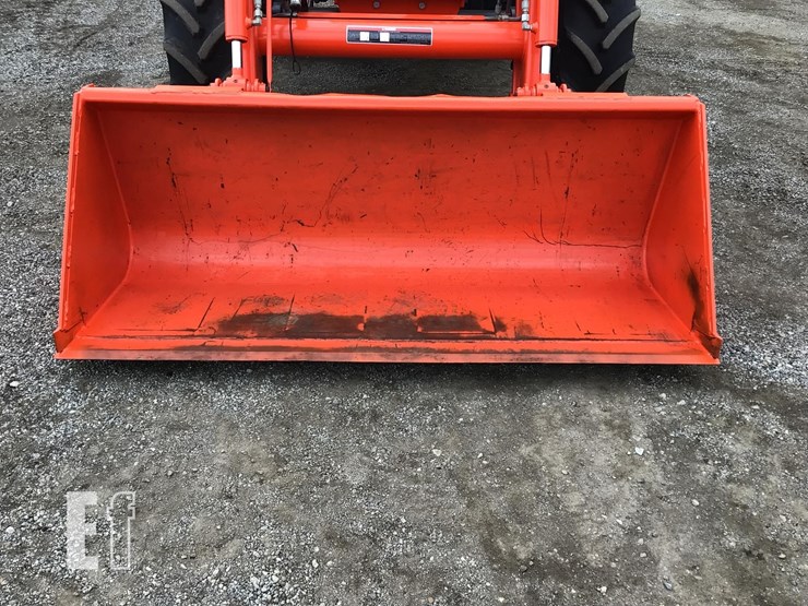 2021-kubota-m7060-image-10