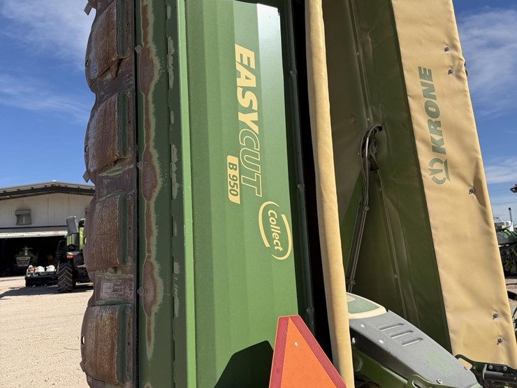 2022-krone-ecb950-collect-image-11