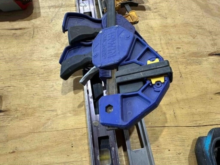 3-levels-&-3-quick-clamps-image-3