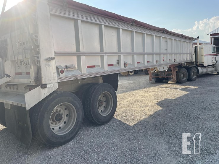 1991-trailstar-39'-image-3