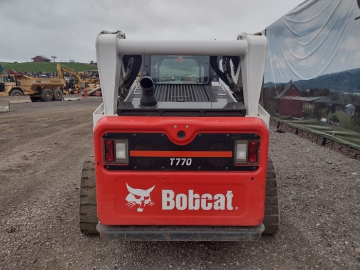 22-bobcat-t770-image-4
