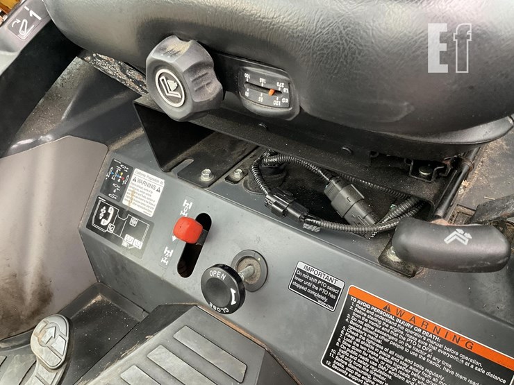 2020-kubota-lx3310hsdc-image-18