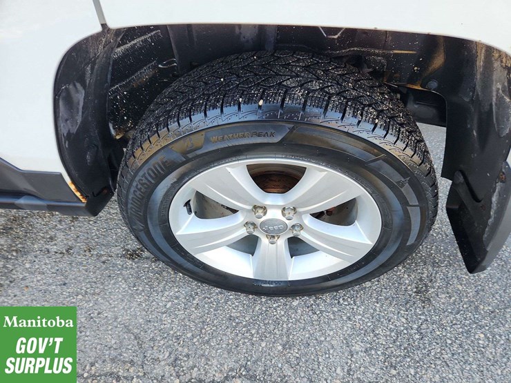 2014-jeep-patriot-image-19