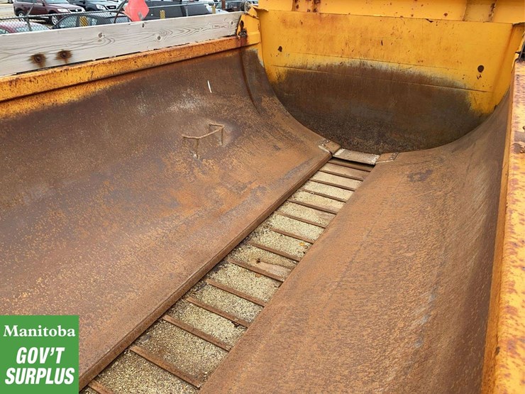 2009-international-workstar-7600-image-26