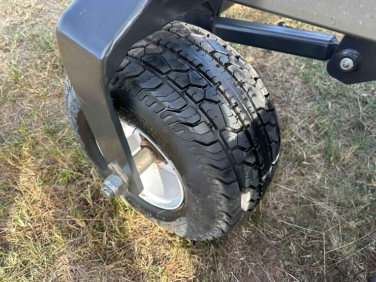 2023-bobcat-skid-steer-laser-guided-box-blade-image-17