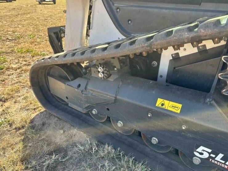 2025-bobcat-t86-image-13